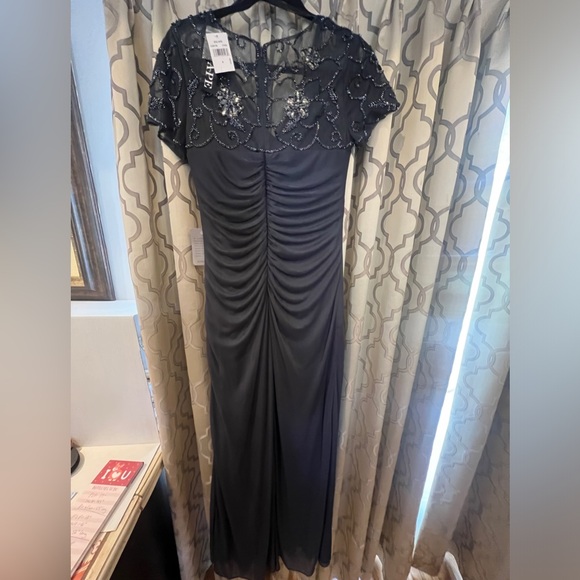 Xscape special occasion dress. Grey w/beads. Size 8. NEW w/tags. Beautiful - Picture 5 of 6